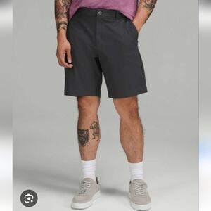 Lululemon Athletica Dark Gray Mens Bermuda Shorts 34